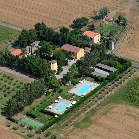 Agriturismo Le Pescine Vada Luaran gambar