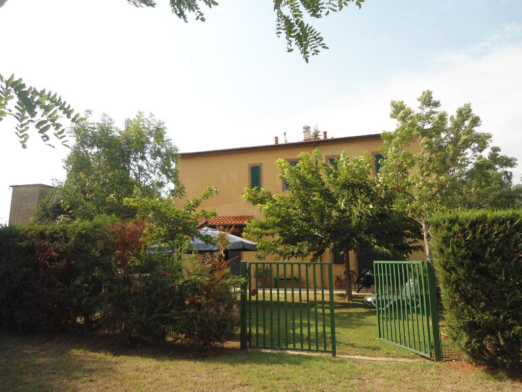 Agriturismo Le Pescine Vada Luaran gambar