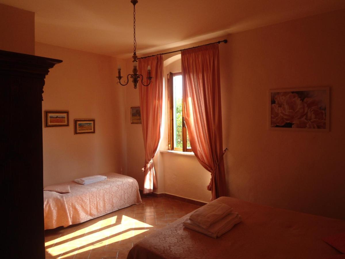 Agriturismo Le Pescine Vada Luaran gambar