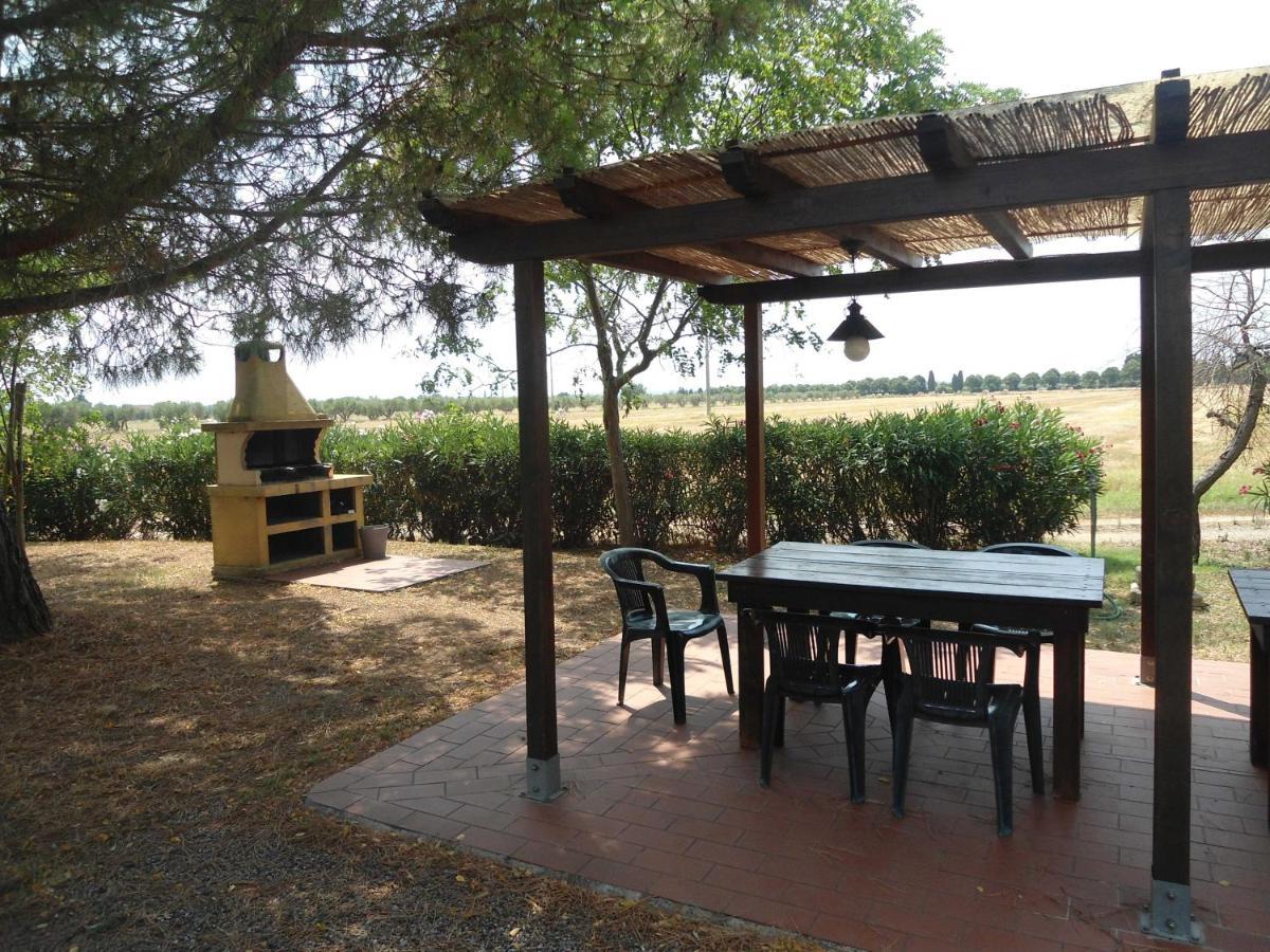 Agriturismo Le Pescine Vada Luaran gambar